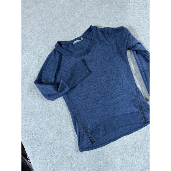 Athleta Womens Medium Blue Blissful Sharkbite Shale Heather Pullover Knit - Picture 1 of 8